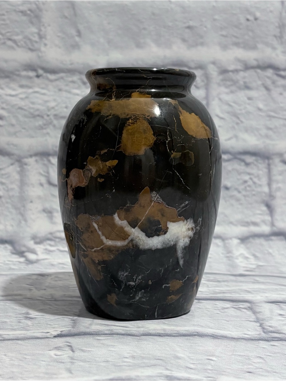 Vintage MCM Pier 1 Imports marbled stone vase